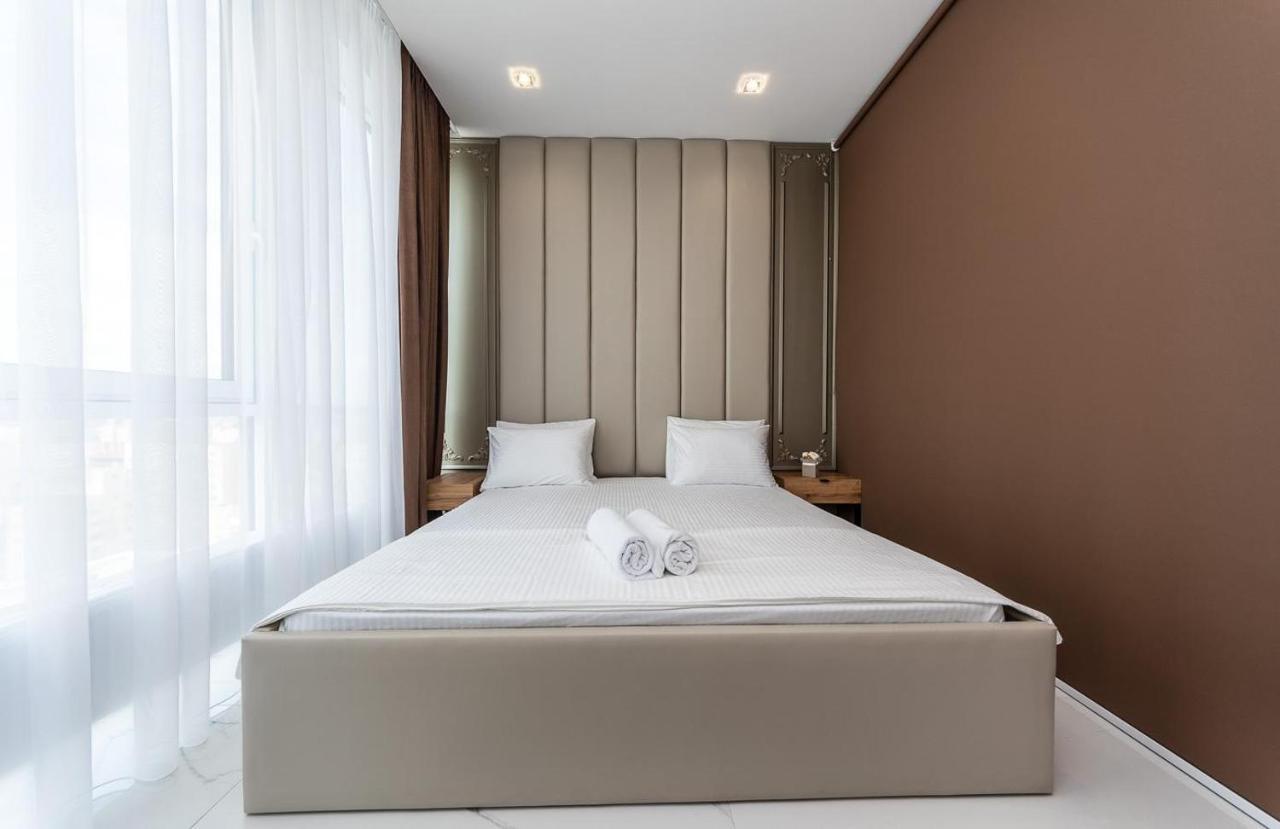 Fashionable Apartments. Smartplaza Metro Minskaya. Obolon Kyiv Exterior foto