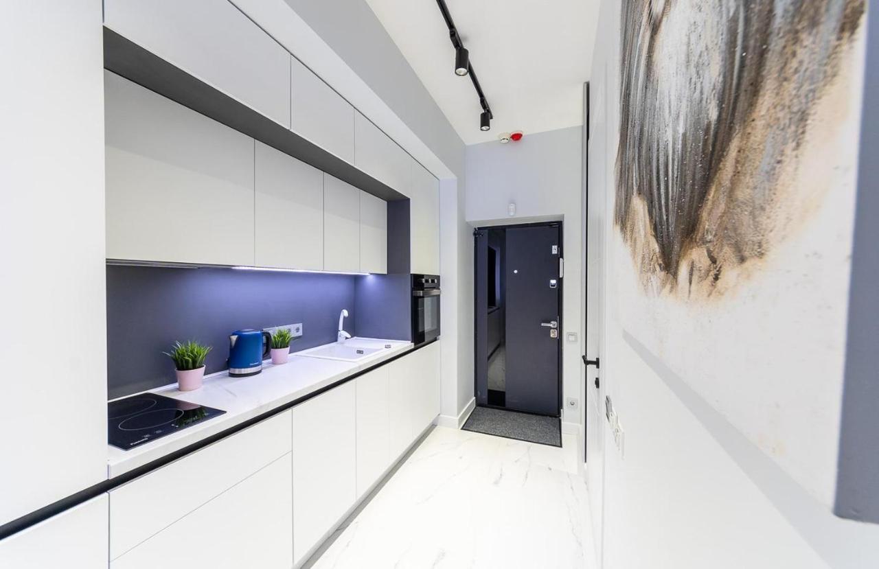 Fashionable Apartments. Smartplaza Metro Minskaya. Obolon Kyiv Exterior foto