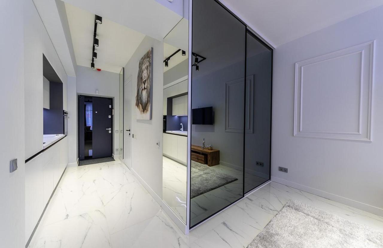 Fashionable Apartments. Smartplaza Metro Minskaya. Obolon Kyiv Exterior foto